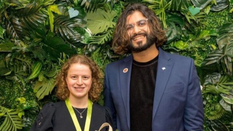 Labour’s Minesh Parekh, alongside MP Olivia Blake, at the 2023 Green Heart Hero Awards